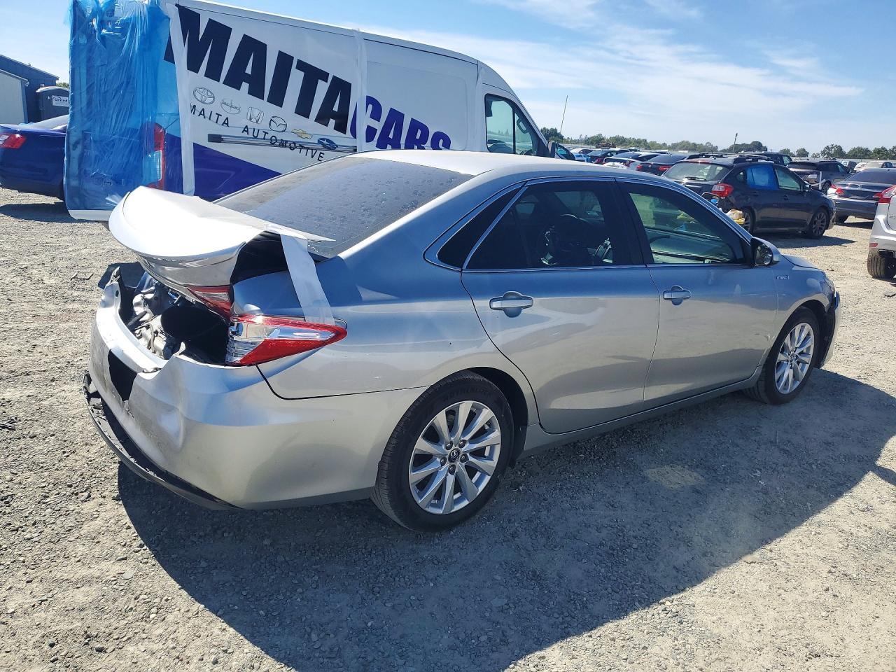 2017 Toyota Camry Hybrid Se - Фото 3