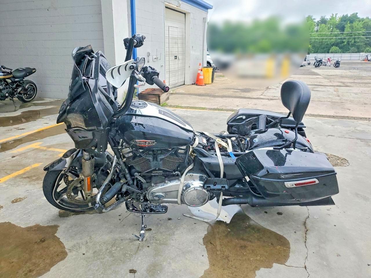 2024 Harley-Davidson Flhx - Image 3