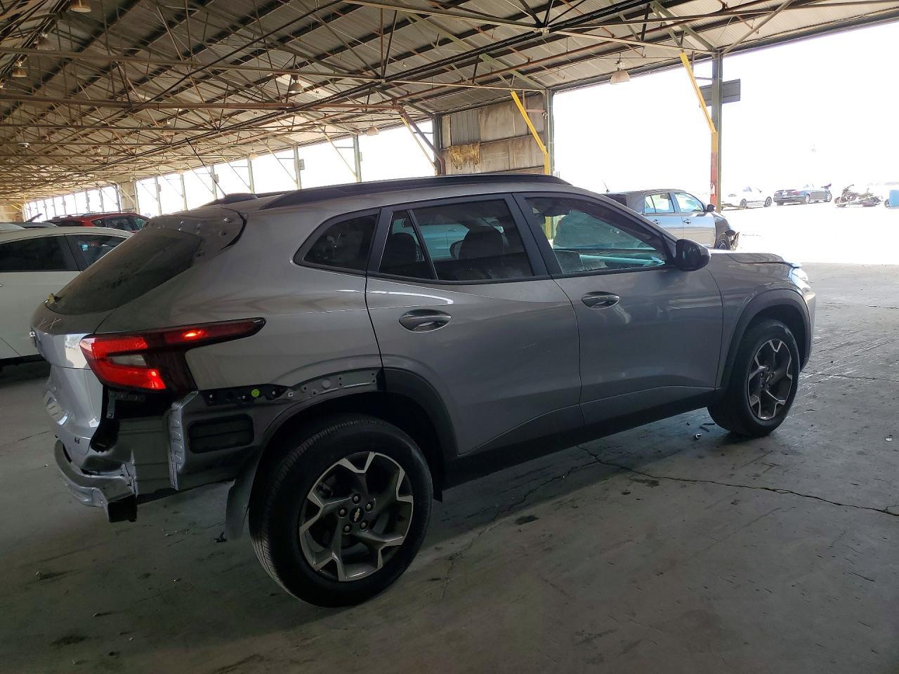 2025 Chevrolet Trax 1Lt - Image 3