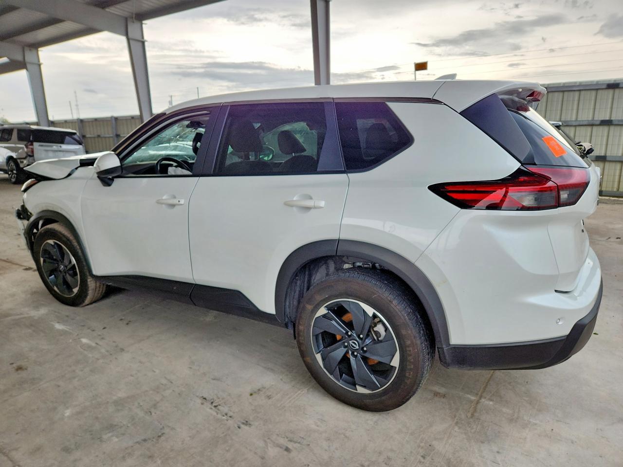 2024 Nissan Rogue Sv - Фото 2