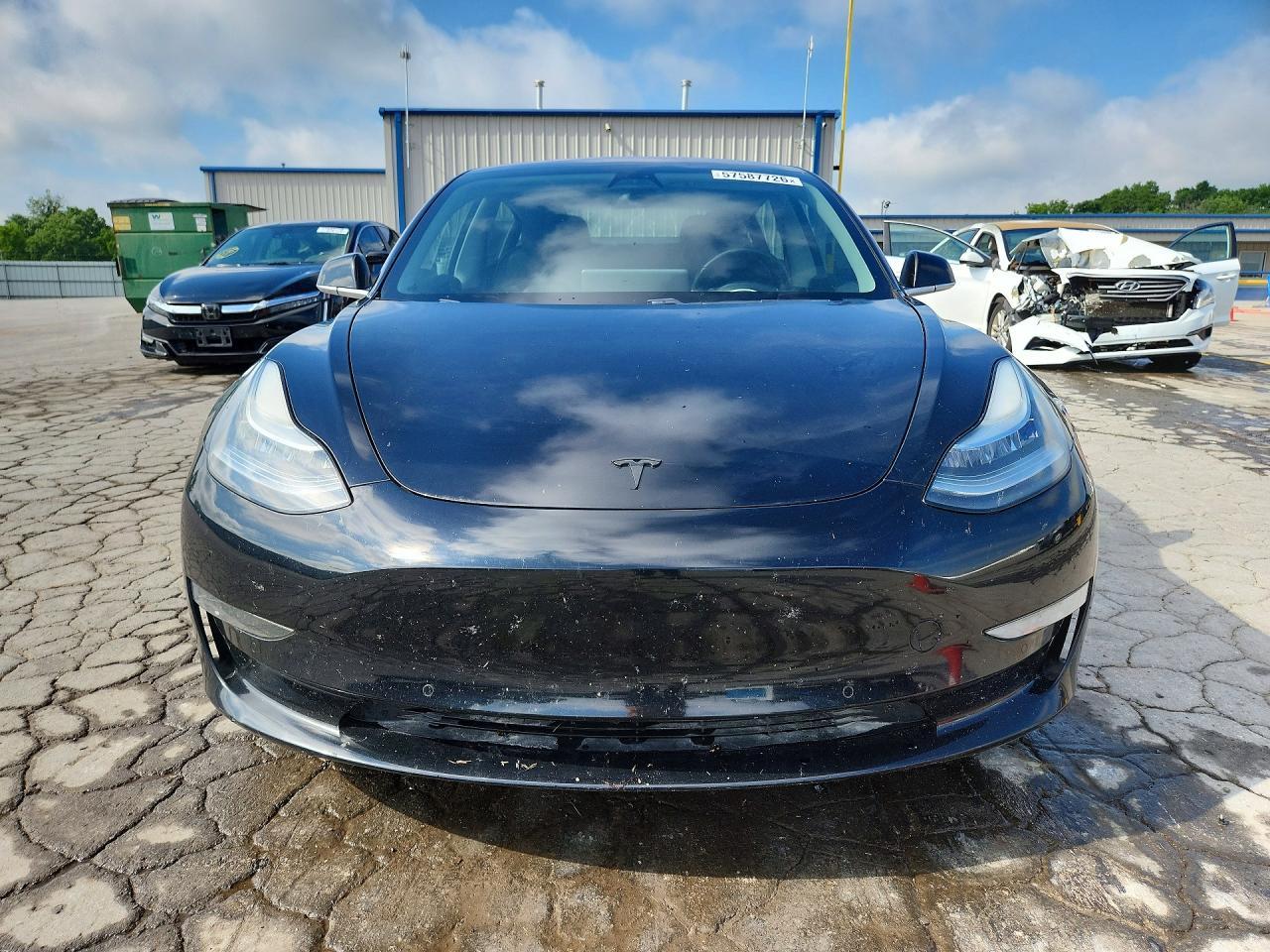 2019 Tesla Model 3 - Фото 5