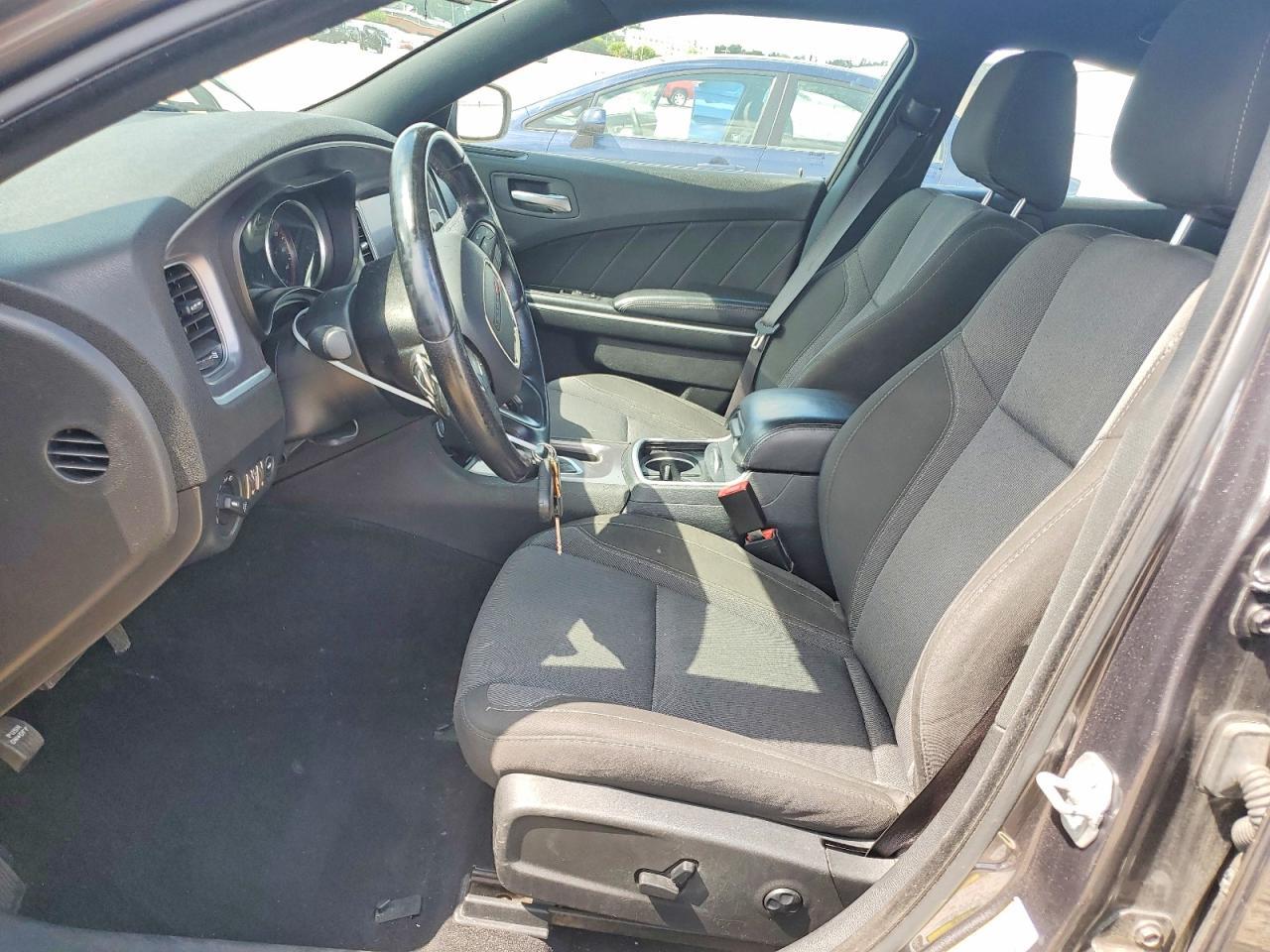 2021 Dodge Charger Sxt - Фото 7