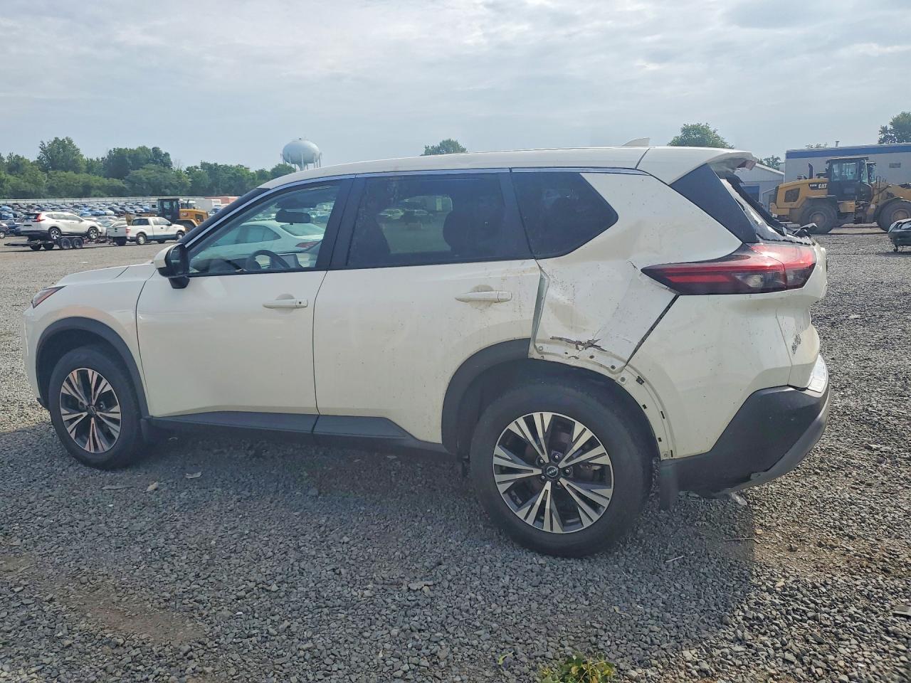 2023 Nissan Rogue Sv - Фото 2