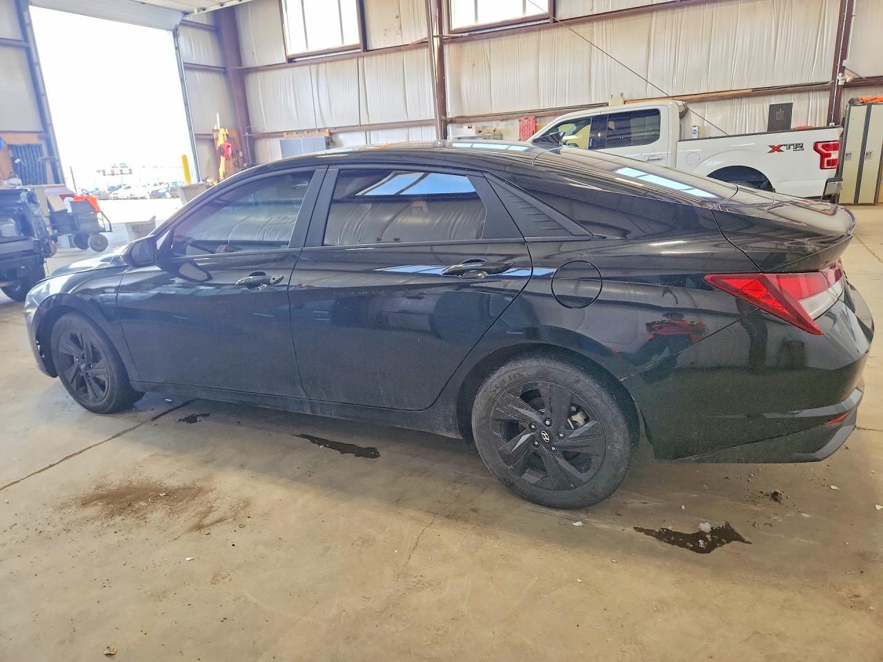 2022 Hyundai Elantra Sel - Фото 2