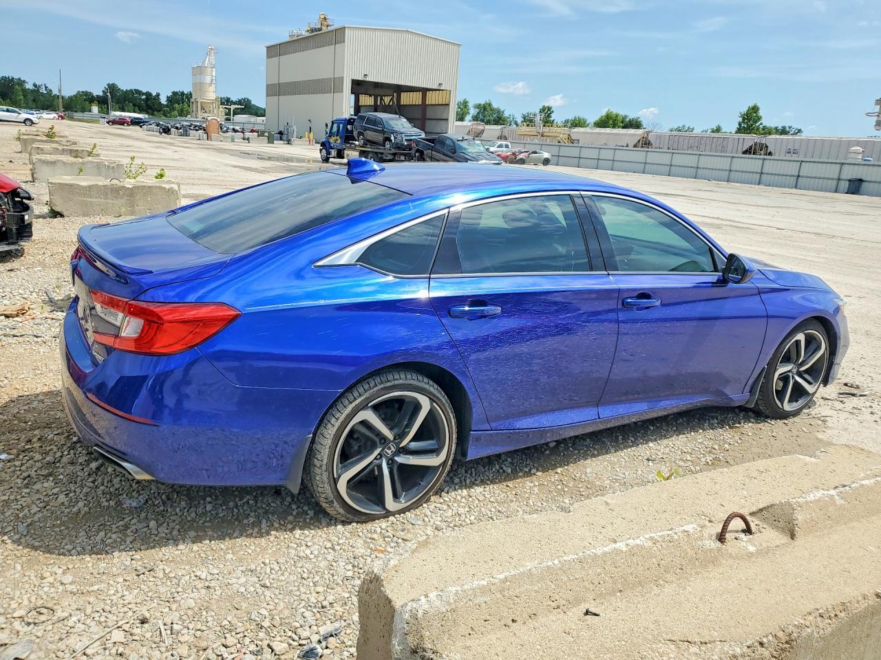 2018 Honda Accord Sport - Фото 3