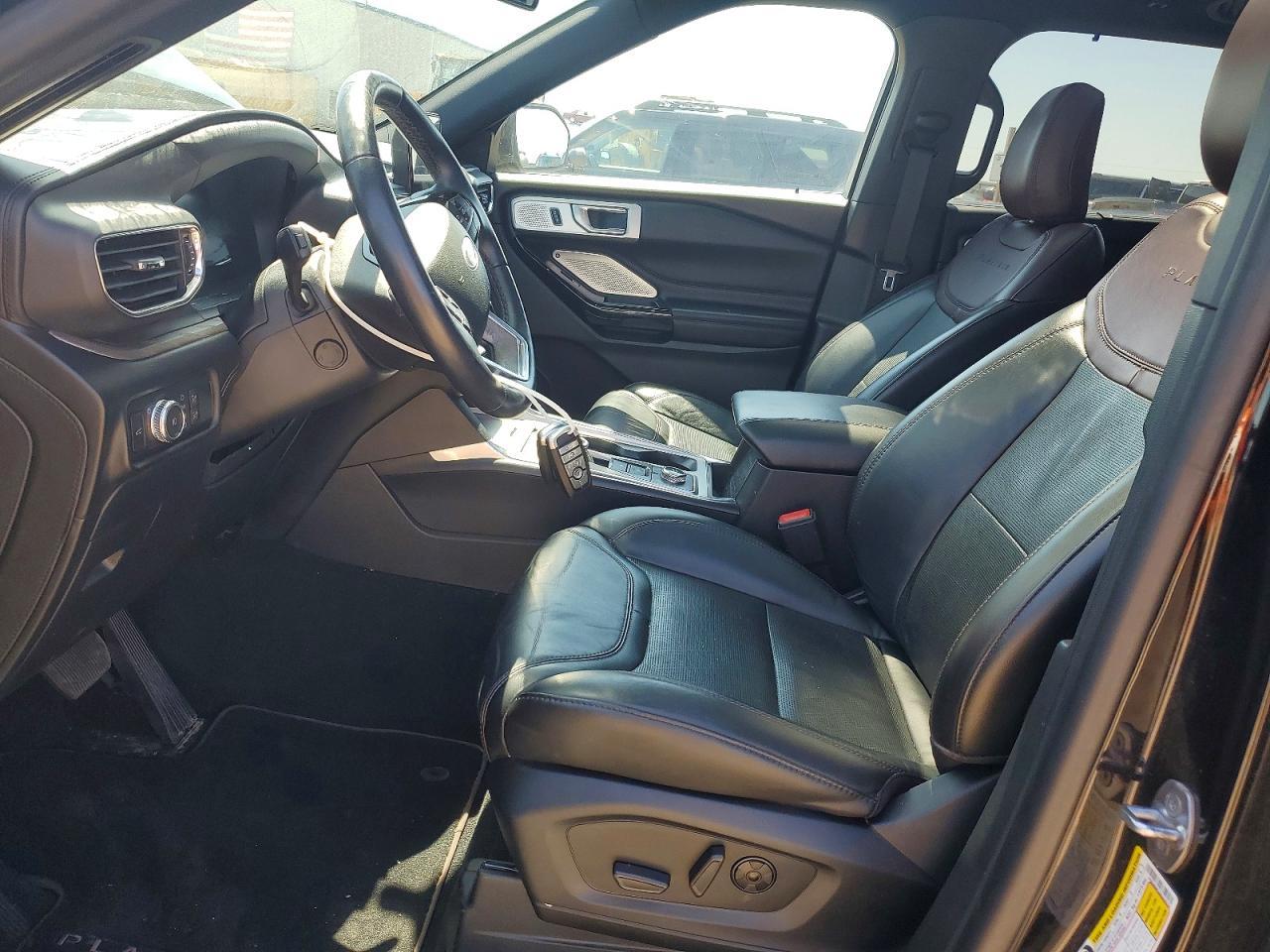 2022 Ford Explorer Platinum - Фото 7