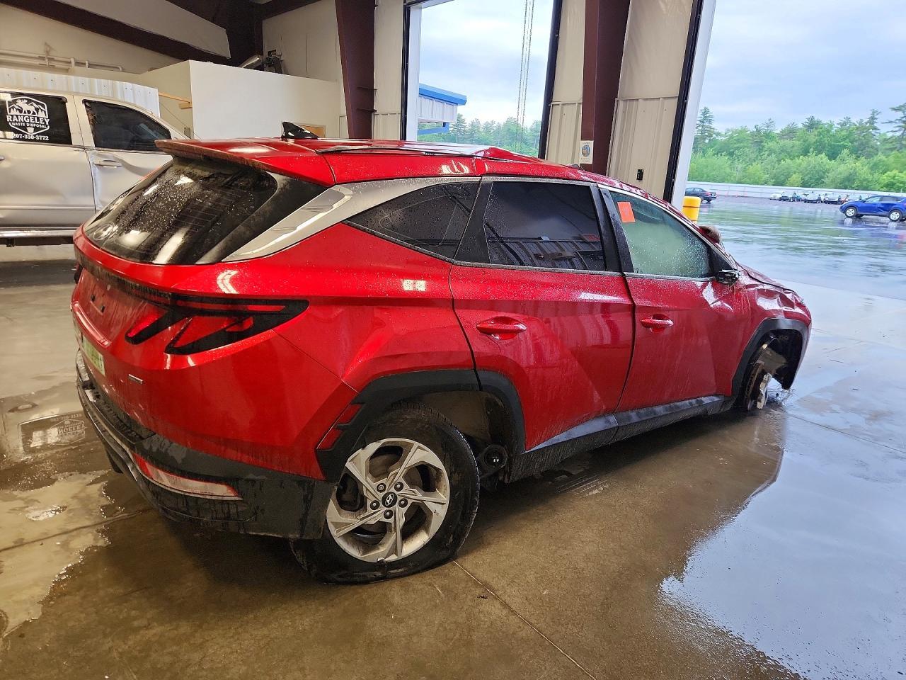 2022 Hyundai Tucson Se - Image 3