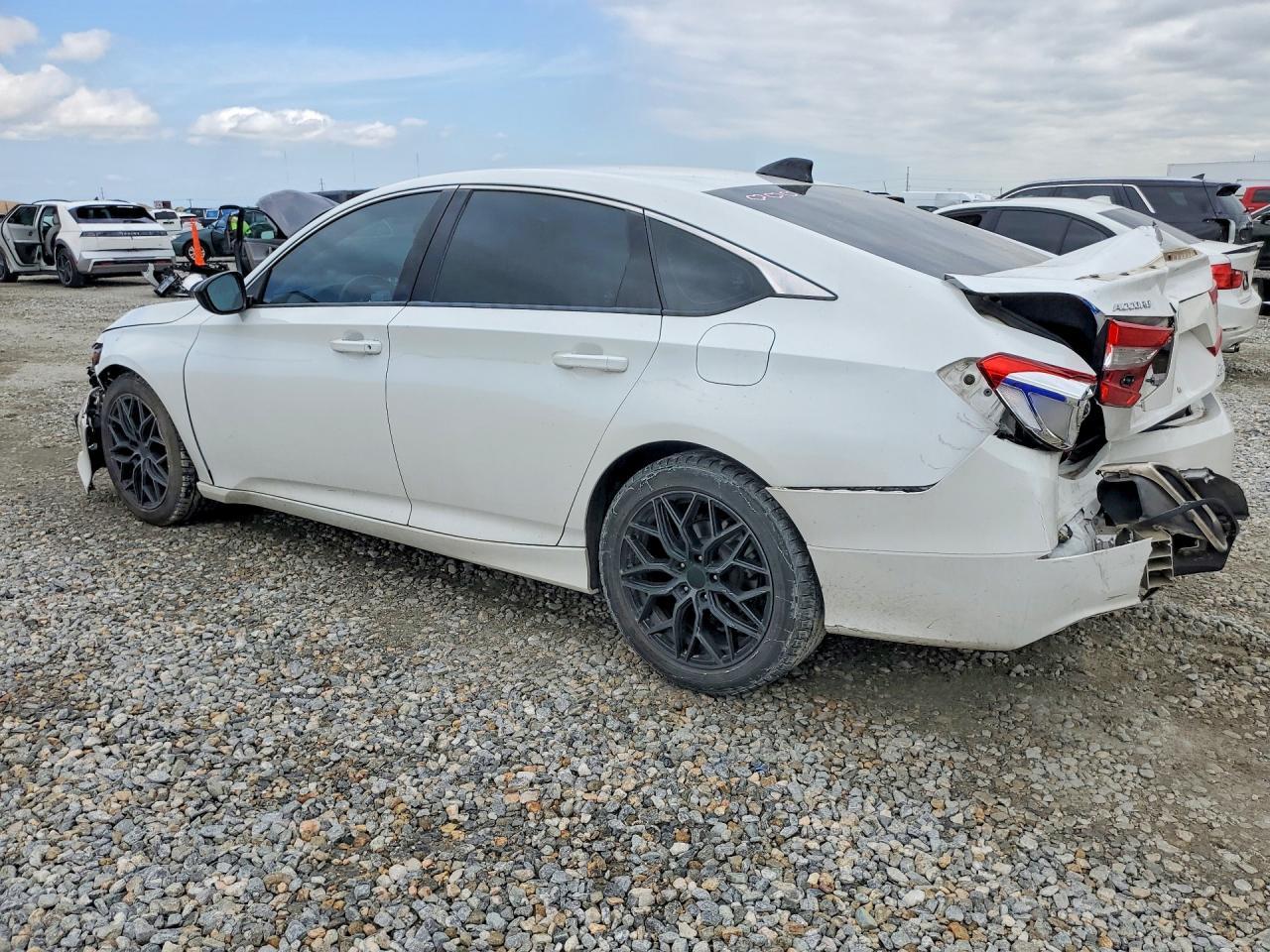 2021 Honda Accord Sport - Image 2