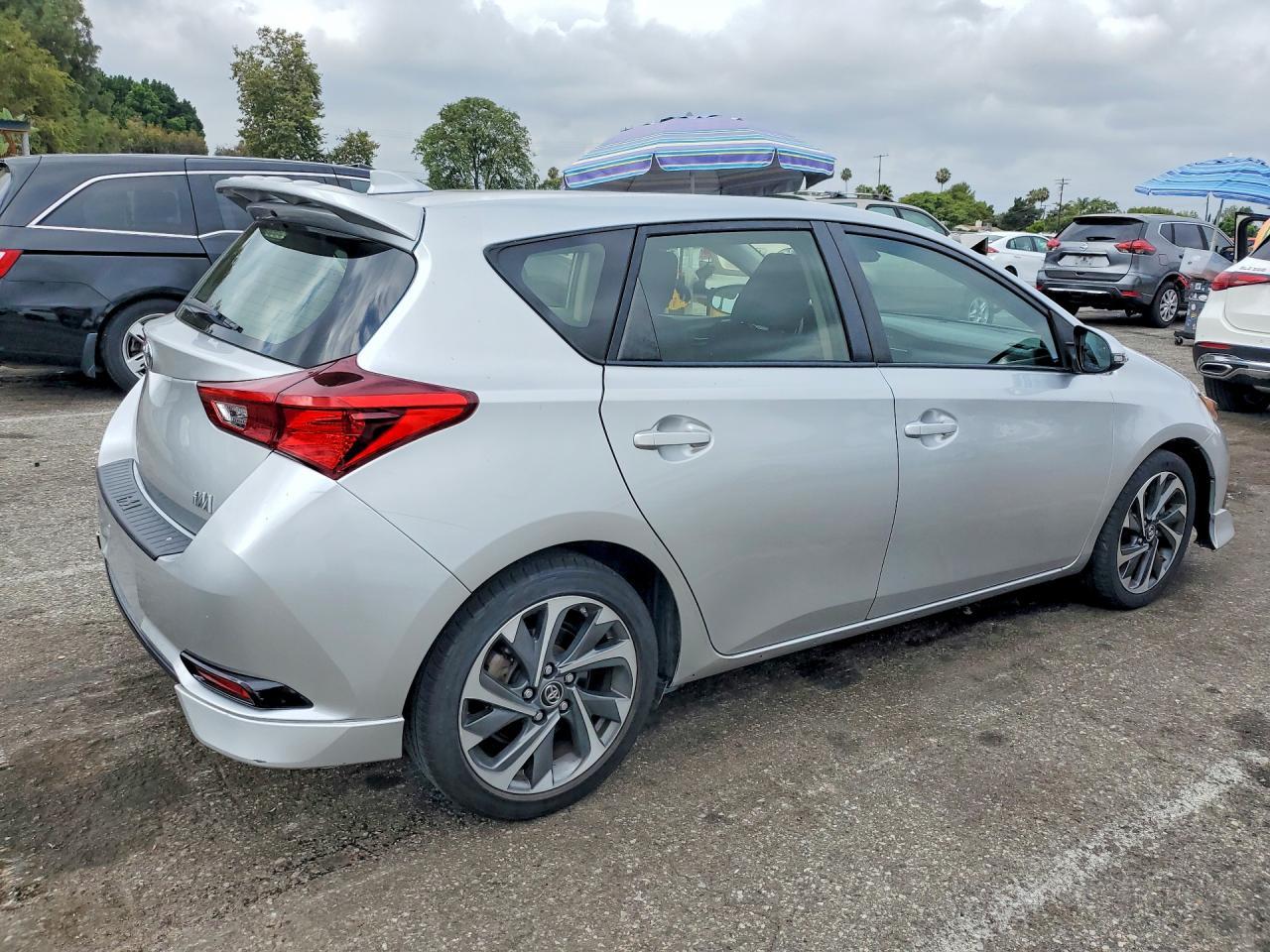 2018 Toyota Corolla Im Base - Image 3