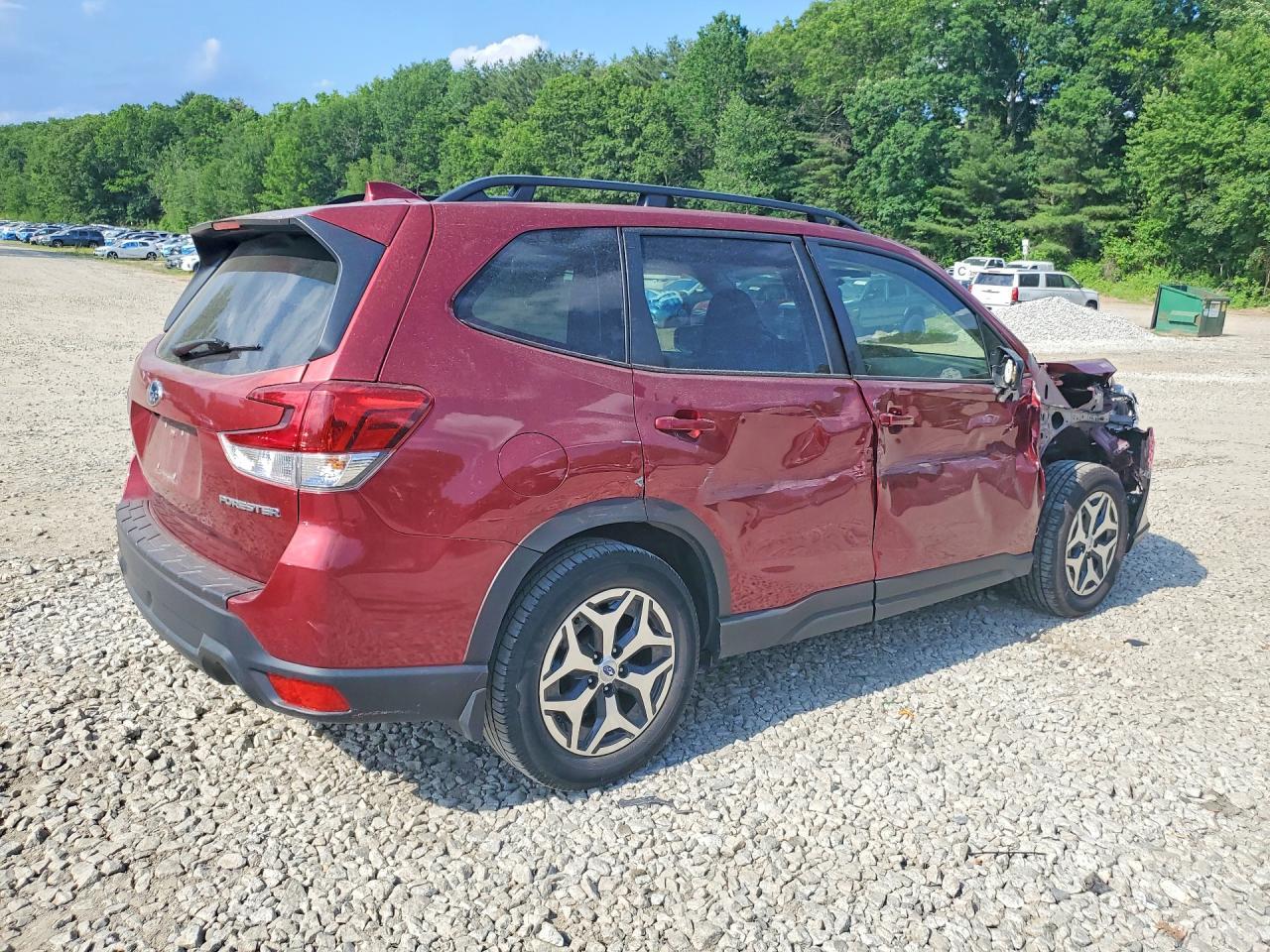 2022 Subaru Forester Premium - Фото 3