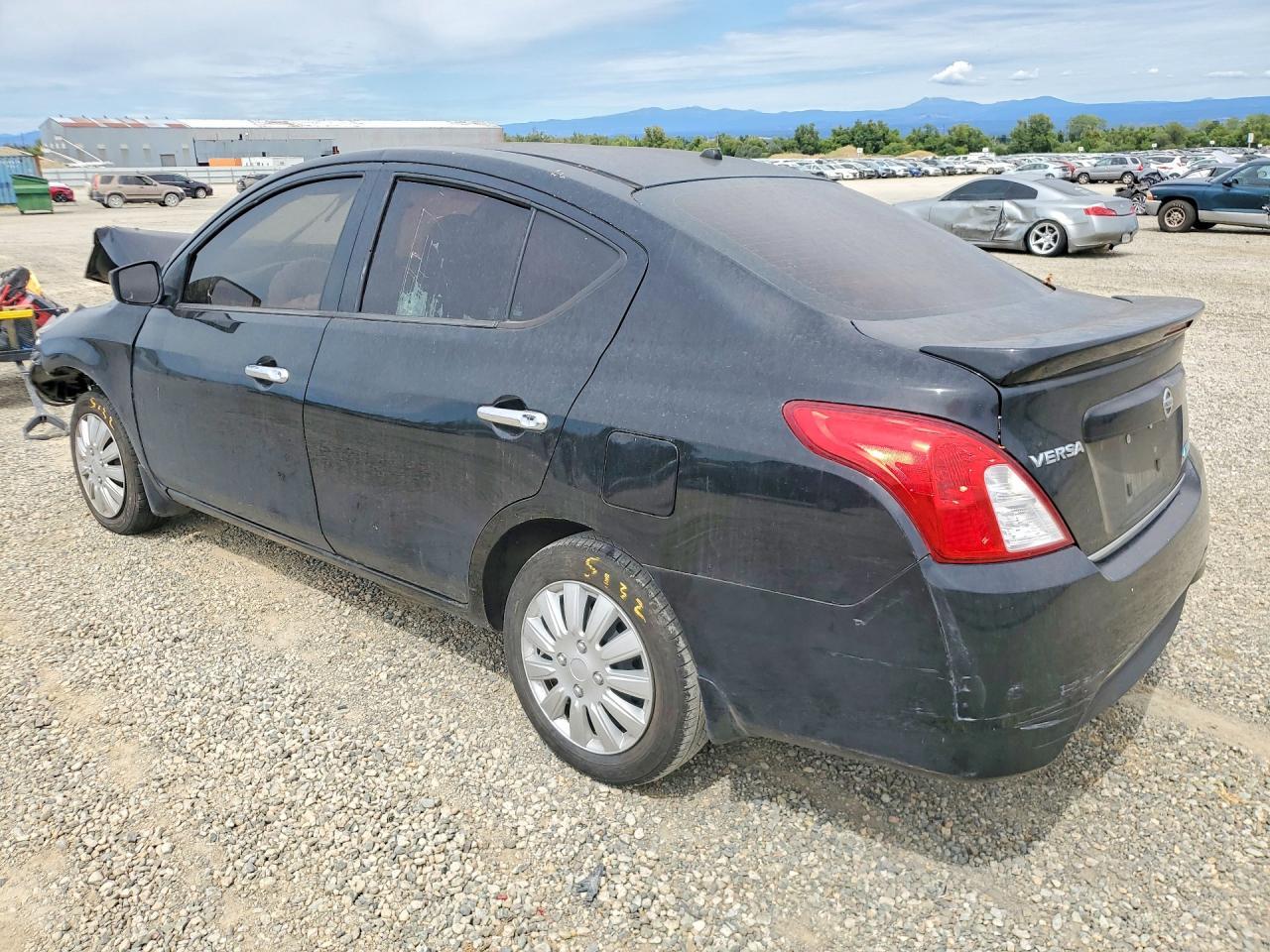 2016 Nissan Versa 1.6 Sv - Фото 2