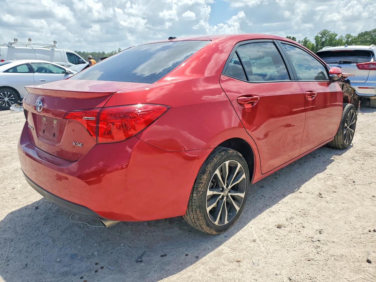 2018 Toyota Corolla Xse - Фото 3