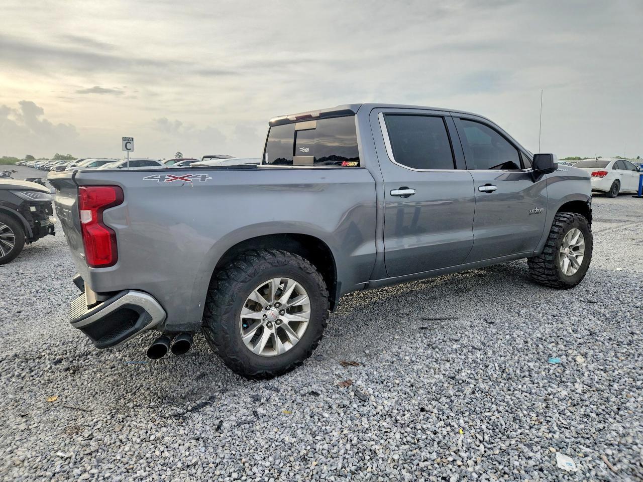 2020 Chevrolet Silverado K1500 Ltz - Image 3