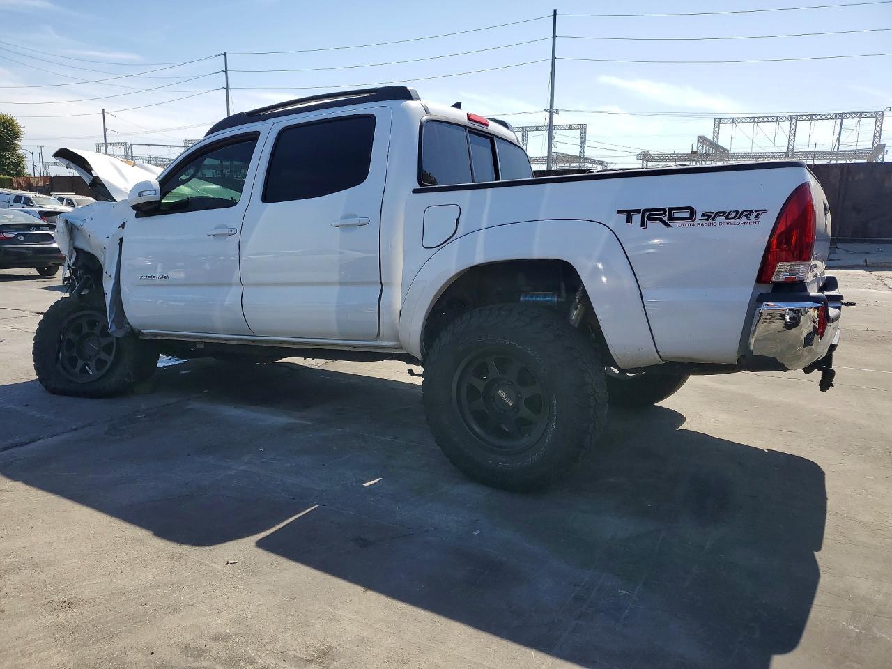 2014 Toyota Tacoma Double Cab - Фото 2