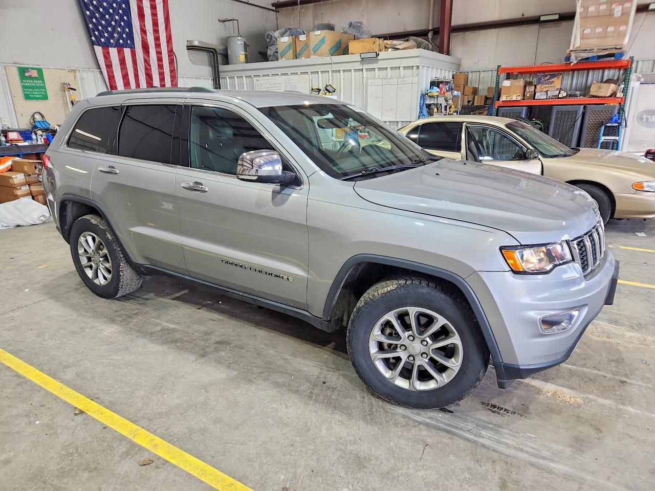 2018 Jeep Grand Cherokee Limited - Image 4