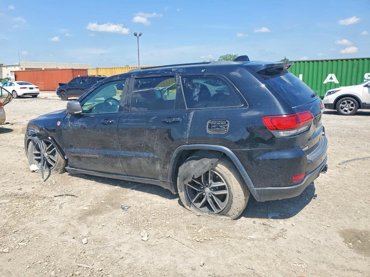 2018 Jeep Grand Cherokee Trailhawk - Image 2