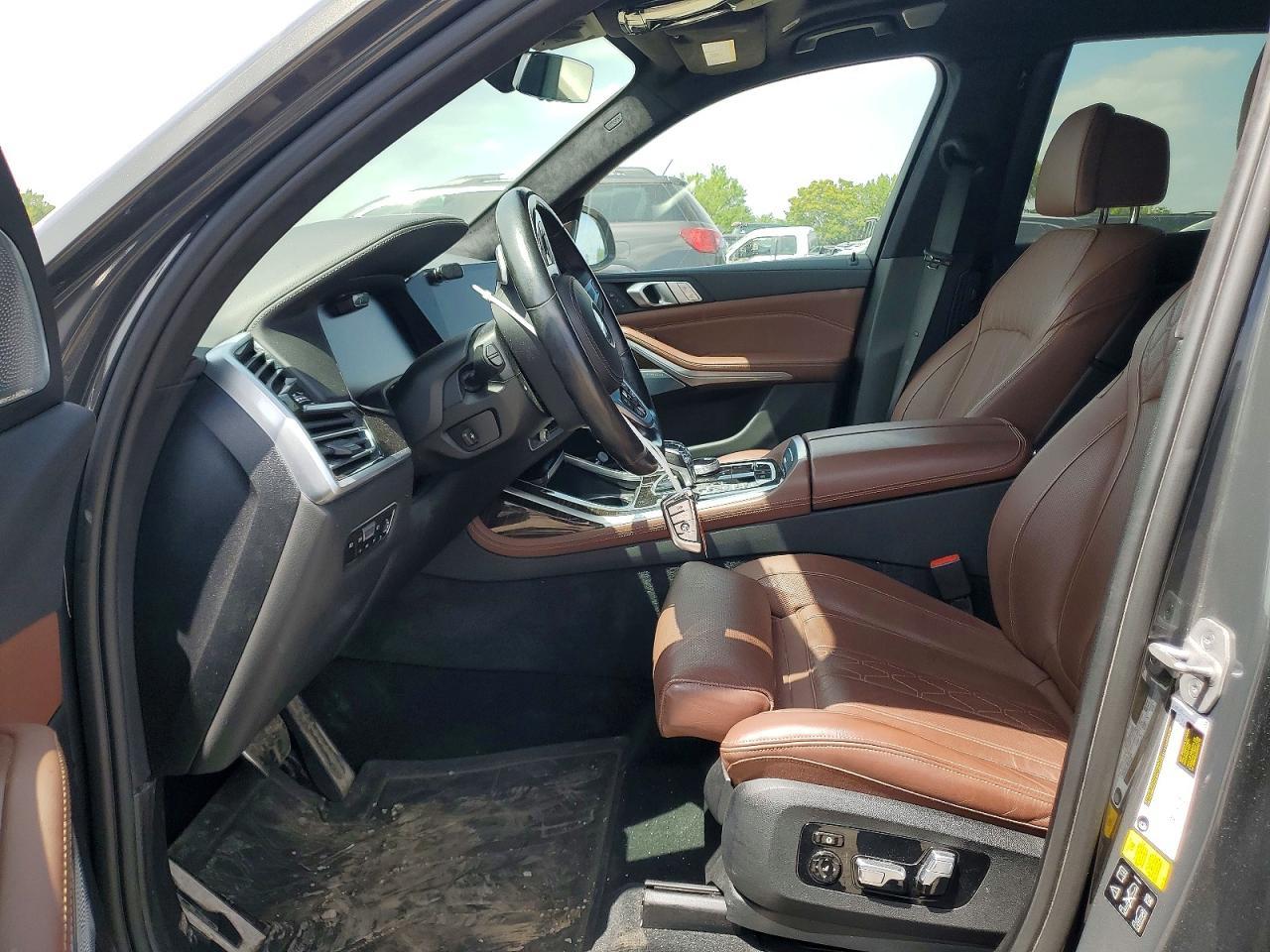 2021 BMW X7 M50I - Фото 7