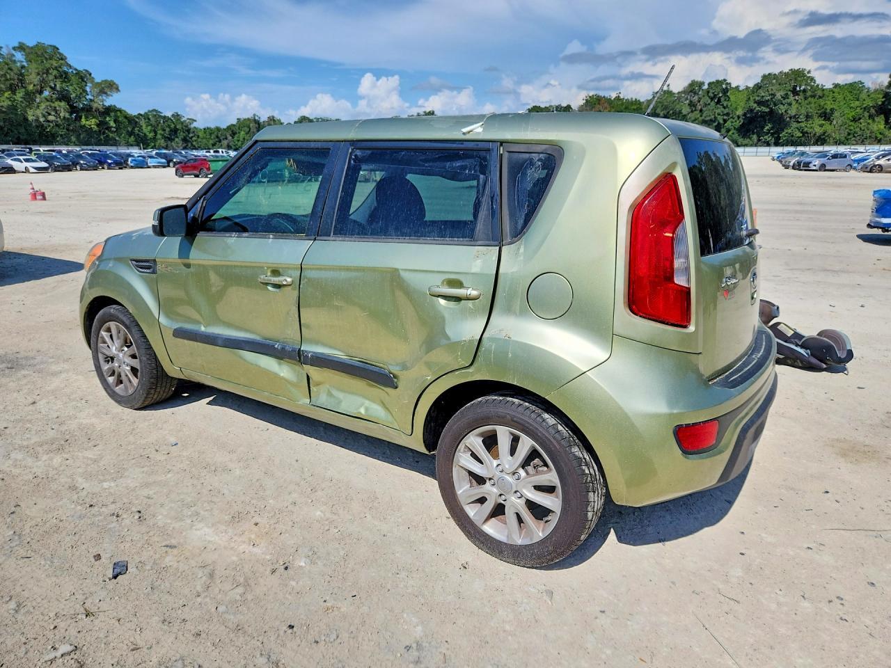 2013 Kia Soul + - Image 2
