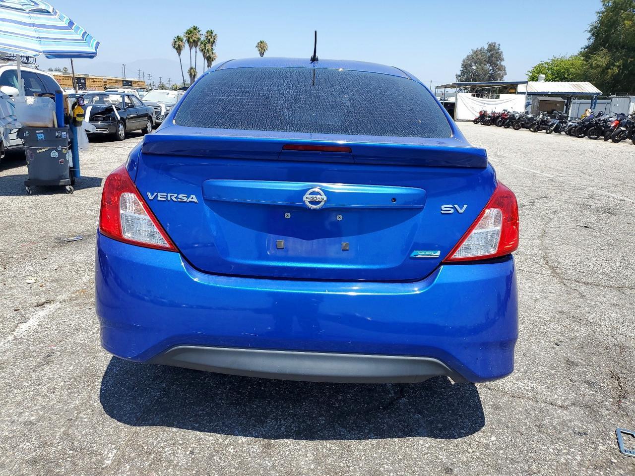 2016 Nissan Versa 1.6 Sv - Image 6
