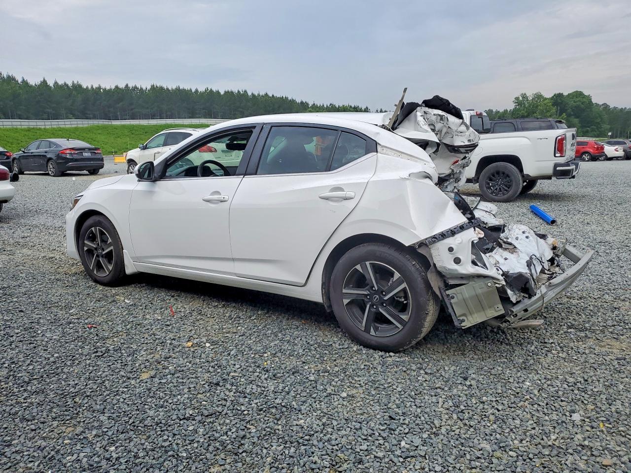 2024 Nissan Sentra Sv - Image 2