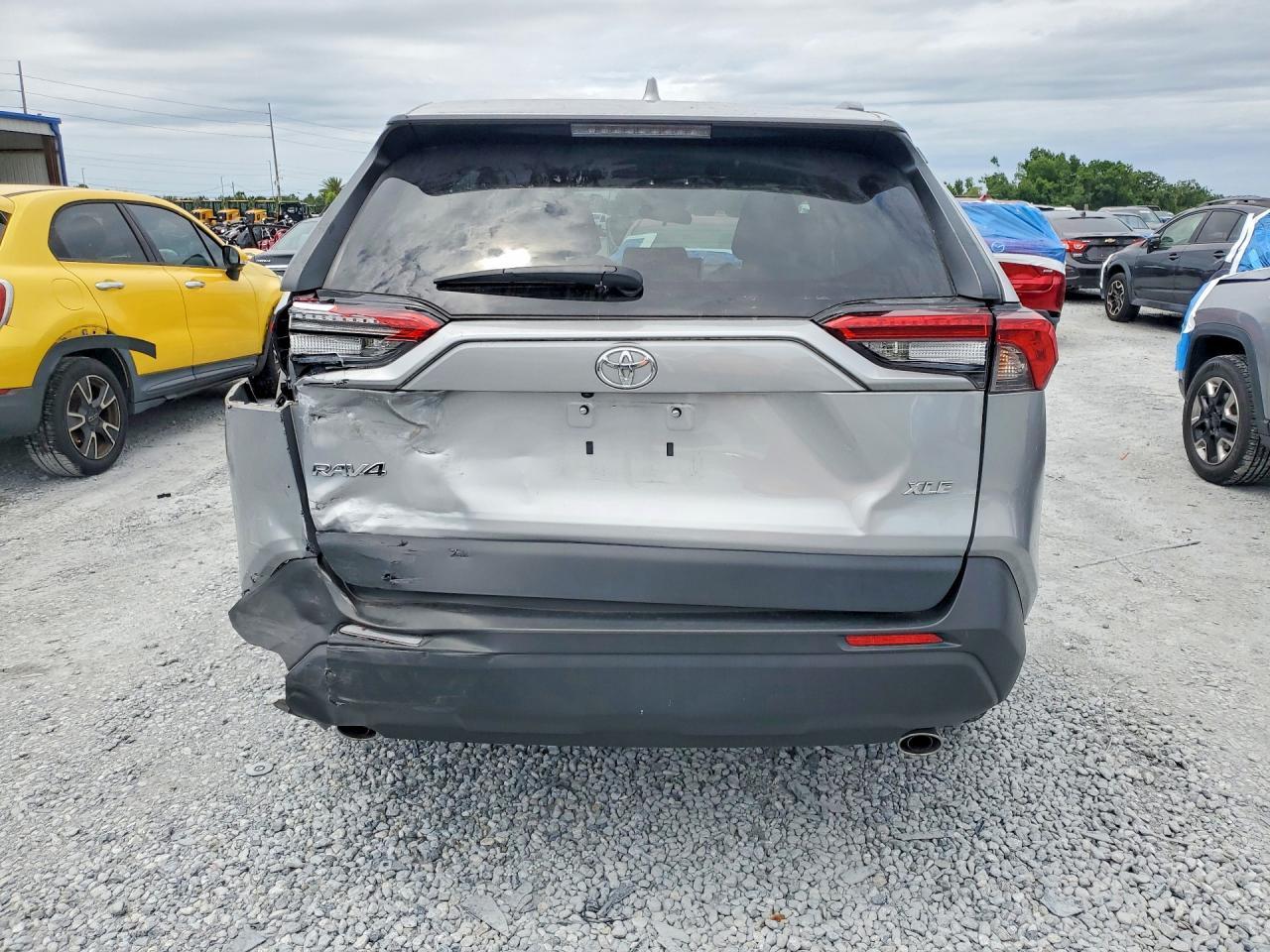 2024 Toyota Rav4 Xle - Image 6
