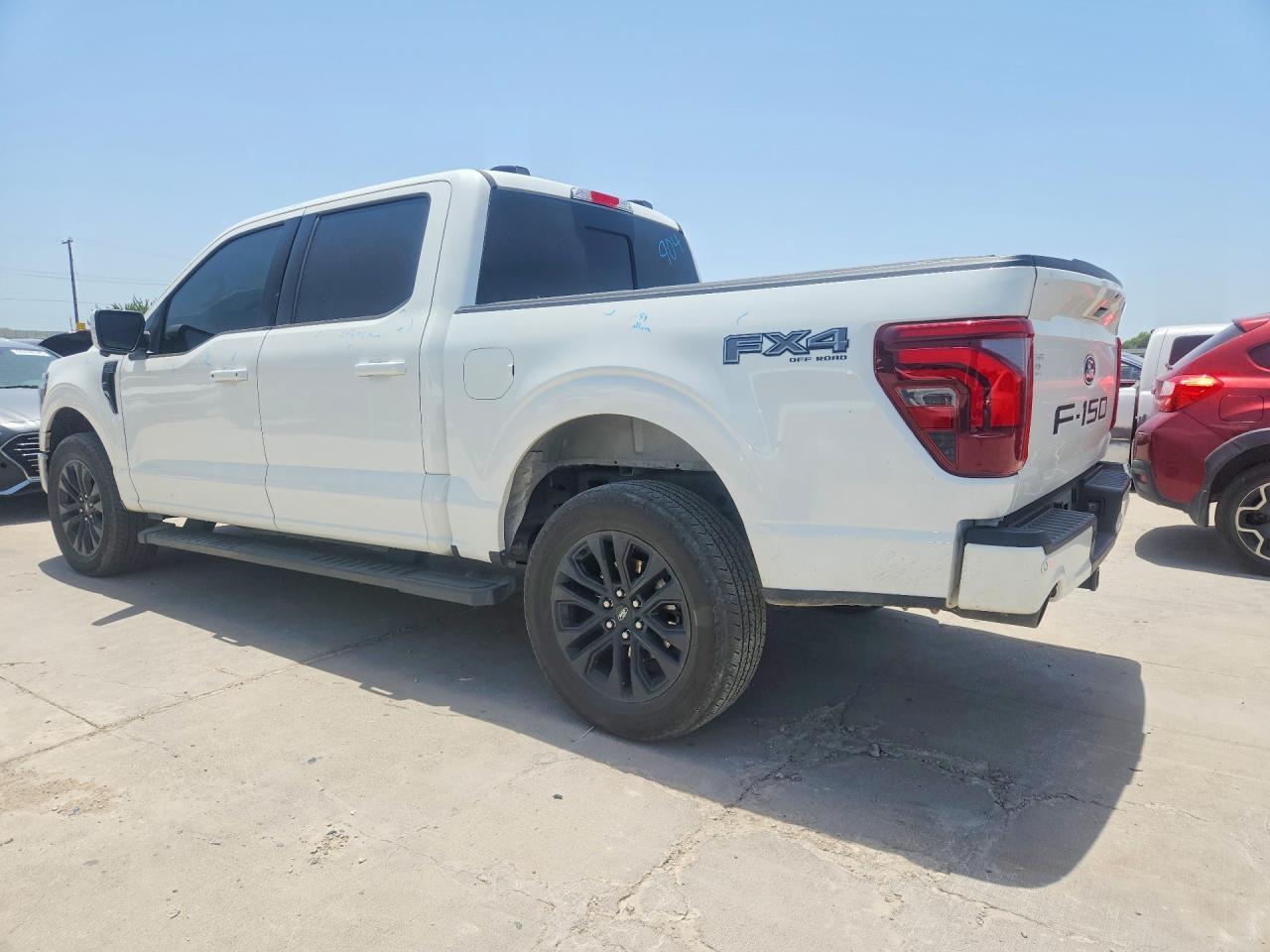 2025 Ford F150 Lariat - Фото 2