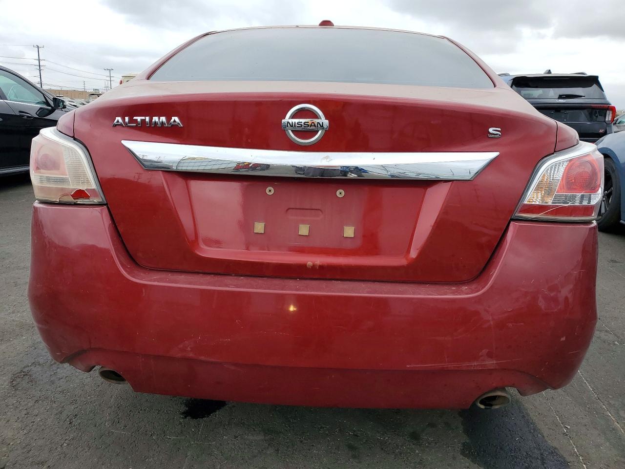 2015 Nissan Altima 2.5 S - Image 6