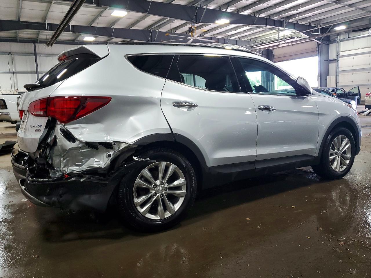 2018 Hyundai Santa Fe Sport 2.0T - Фото 3