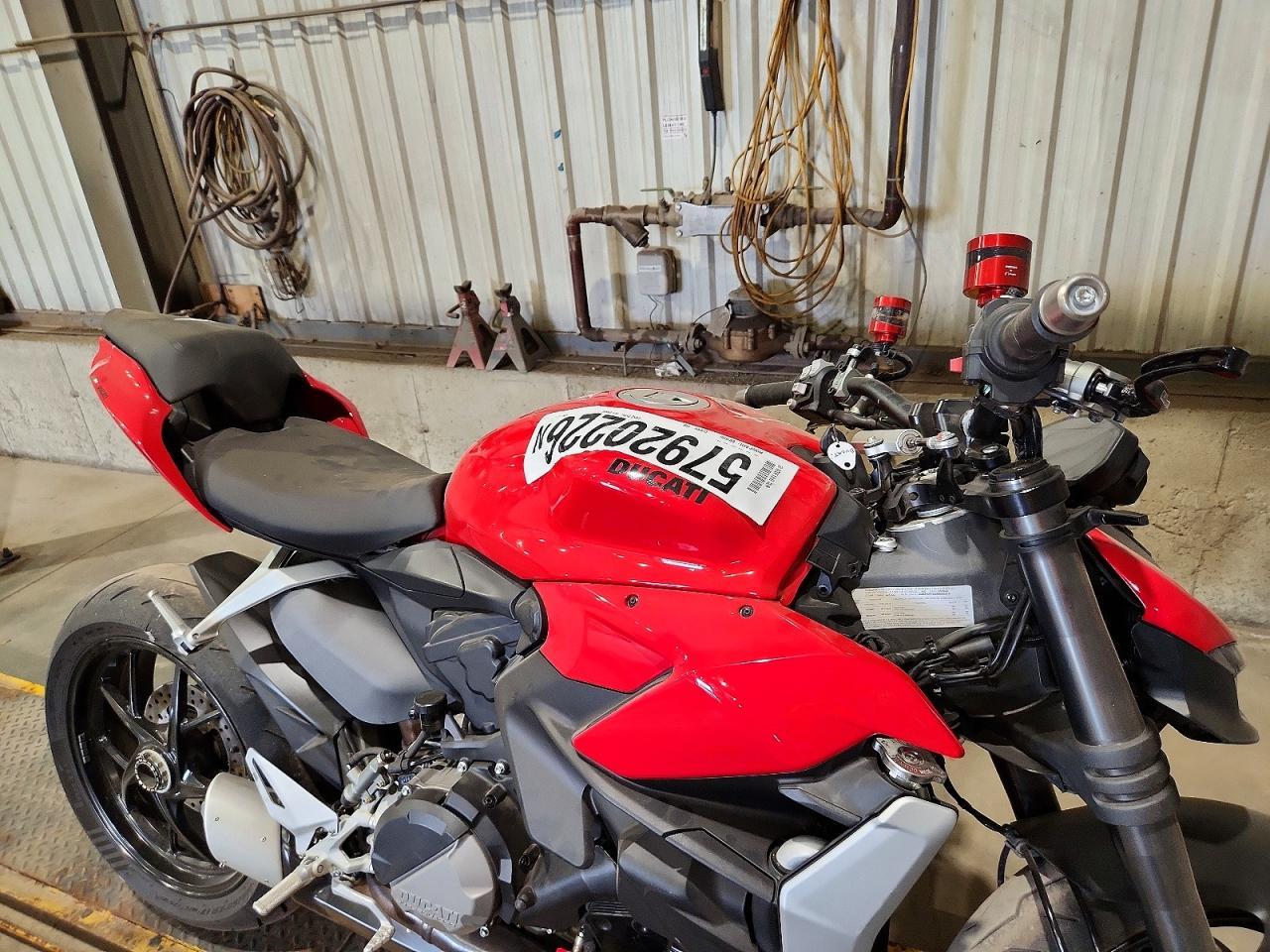 2022 Ducati Streetfighter V2 - Image 7