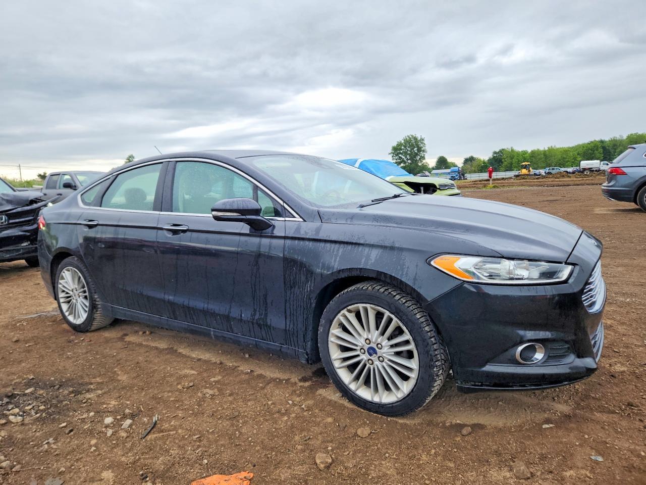 2015 Ford Fusion Se - Фото 4