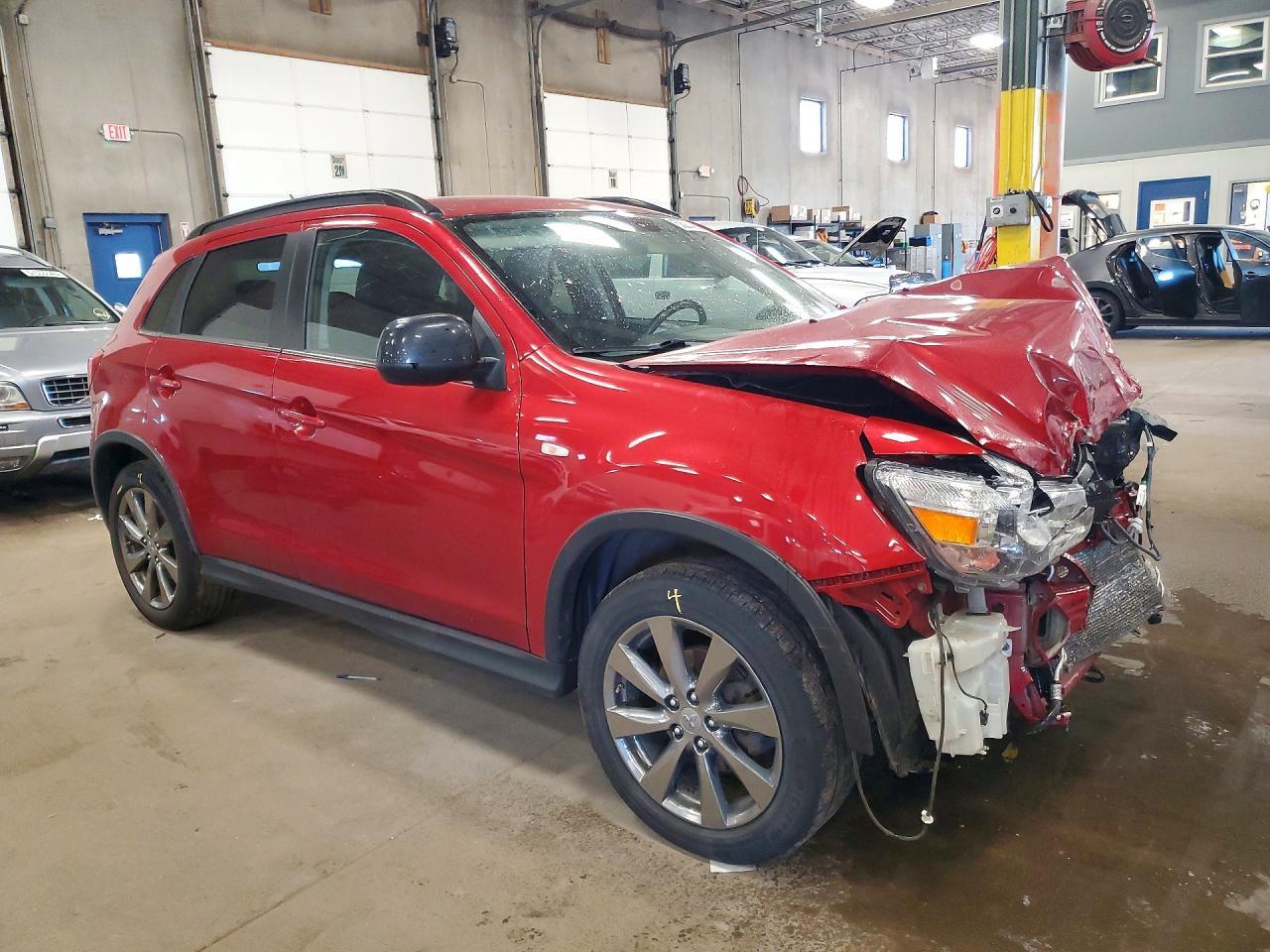 2013 Mitsubishi Outlander Sport Le - Image 4