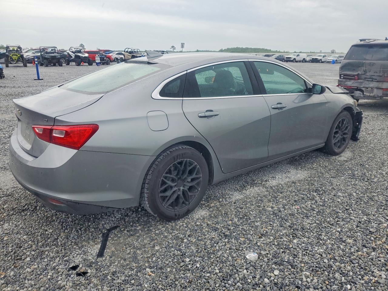 2024 Chevrolet Malibu Lt - Image 3