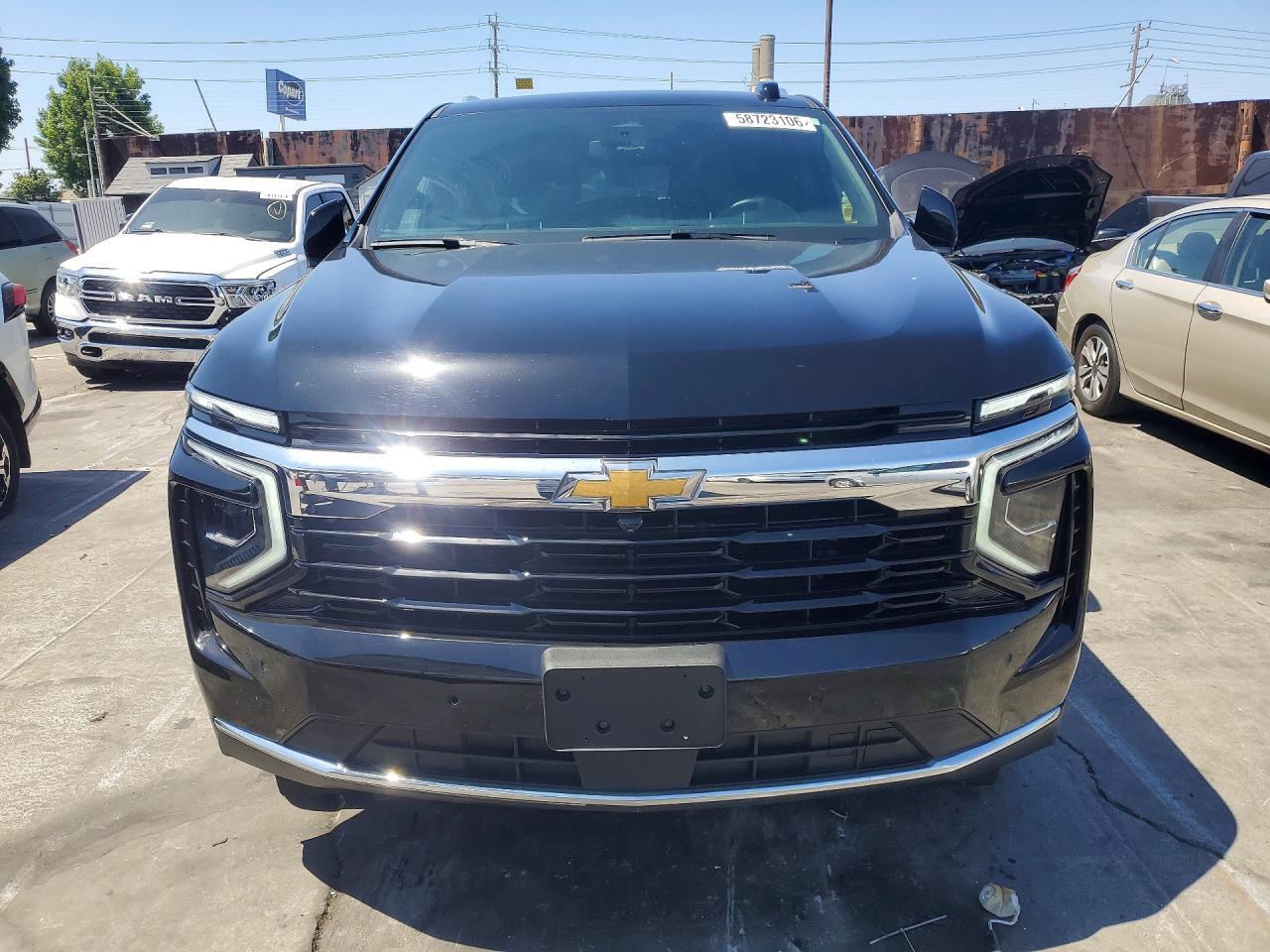 2025 Chevrolet Suburban C1500 Ls - Фото 5