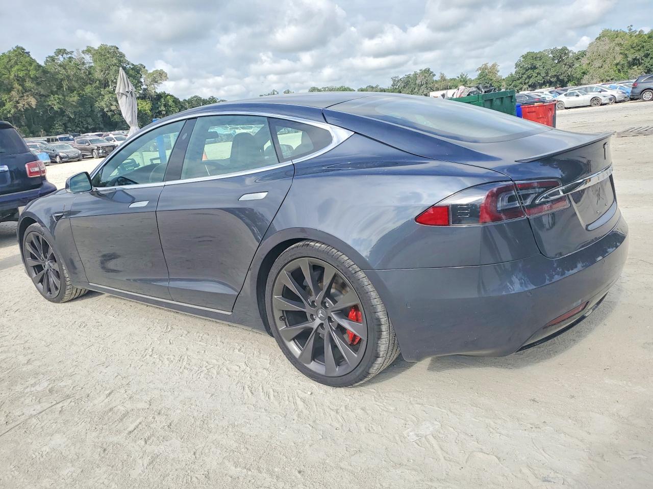 2019 Tesla Model S - Фото 2