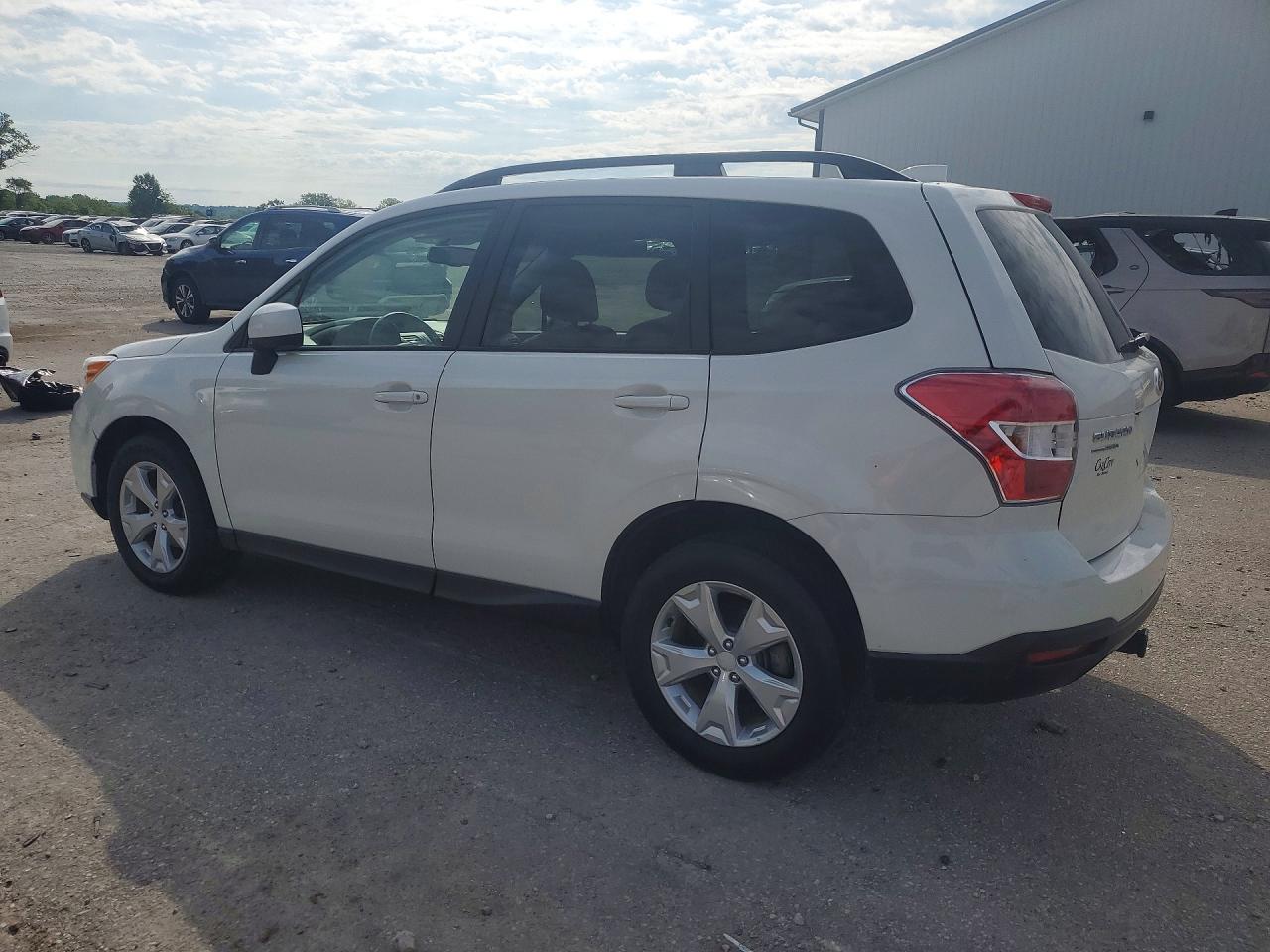 2016 Subaru Forester 2.5I Premium - Image 2
