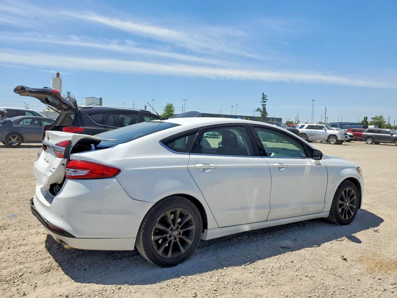 2017 Ford Fusion Se - Фото 3