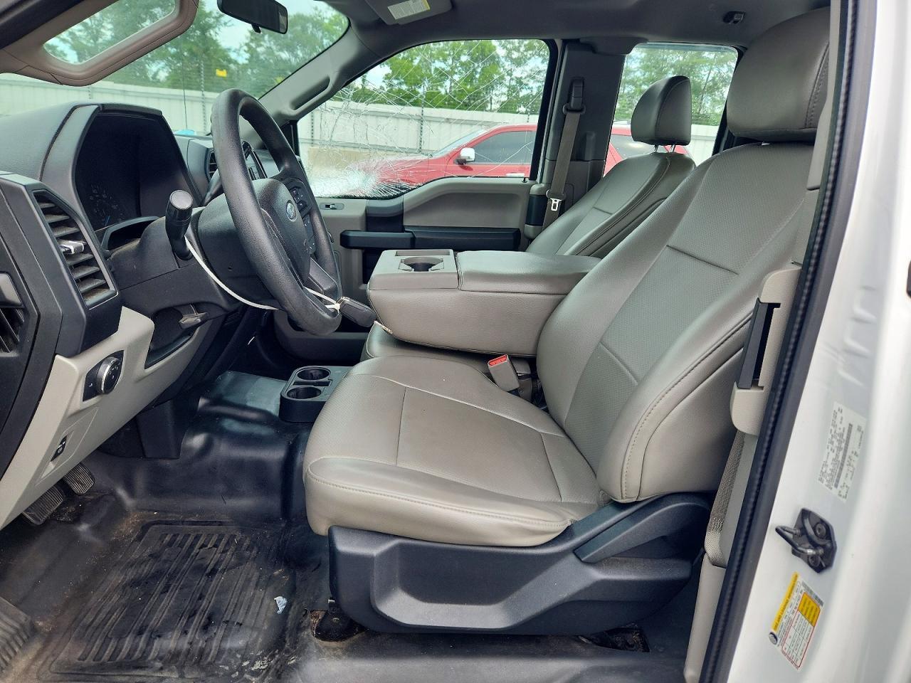 2017 Ford F150 Super Cab - Фото 7