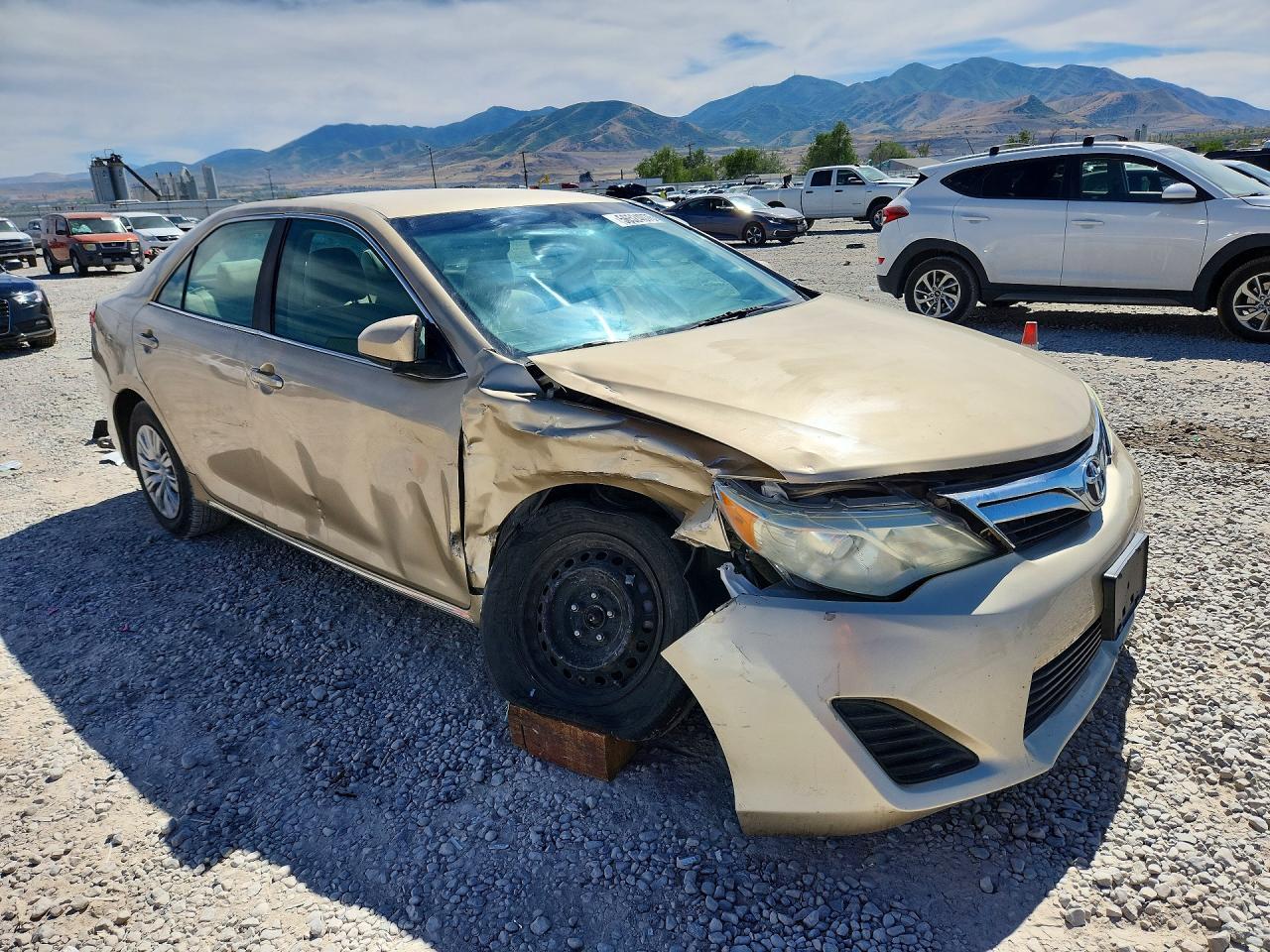 2012 Toyota Camry Le - Фото 4