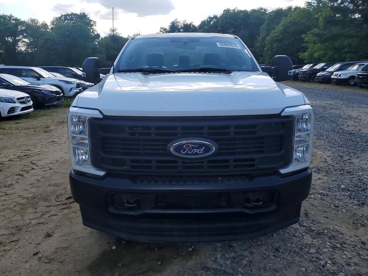 2023 Ford F250 Super Duty - Фото 5