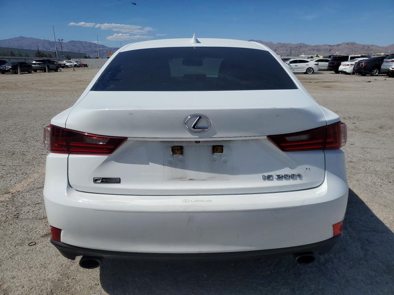 2016 Lexus Is 200T - Image 6