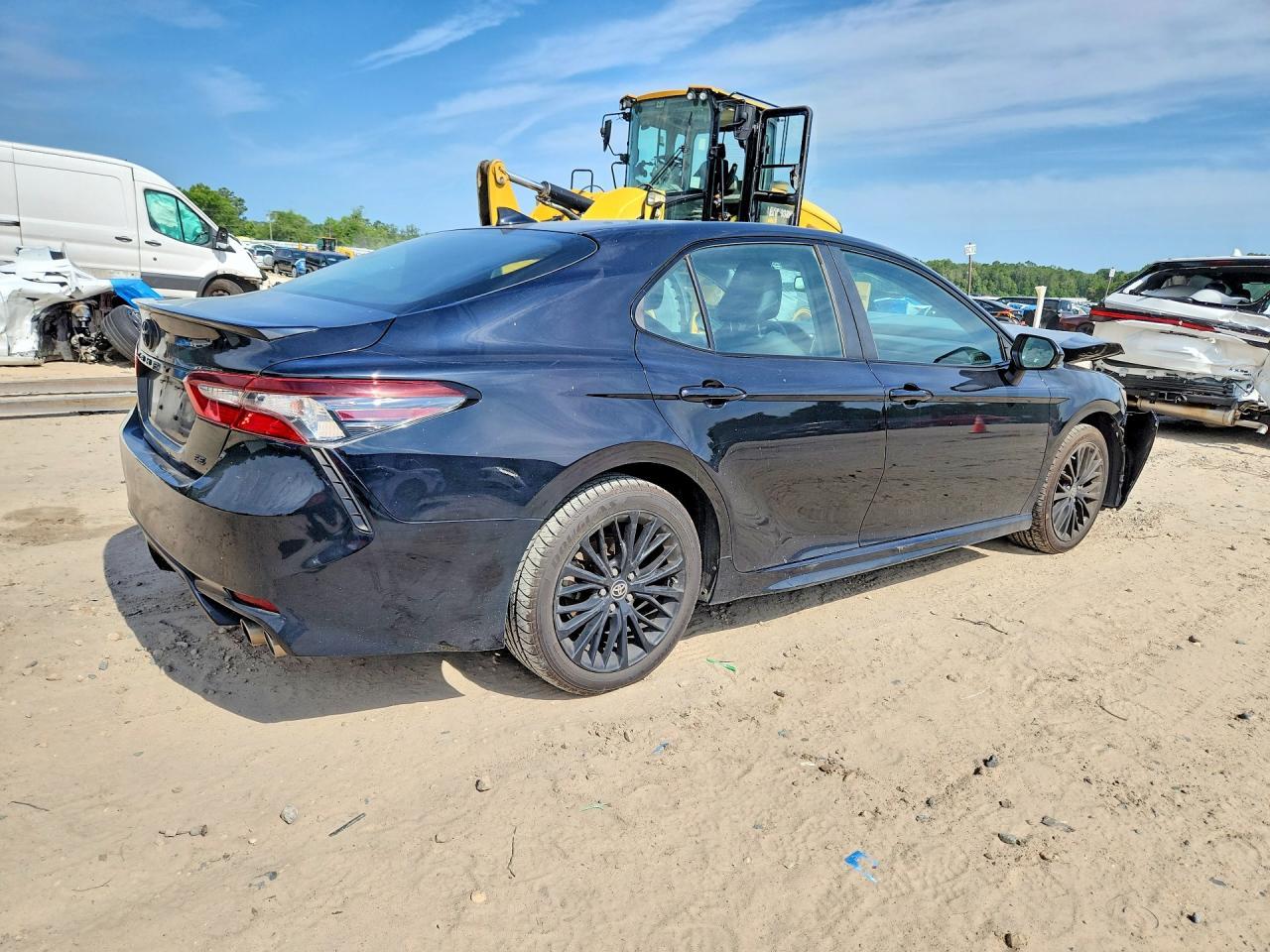 2021 Toyota Camry Se Nightshade - Image 3