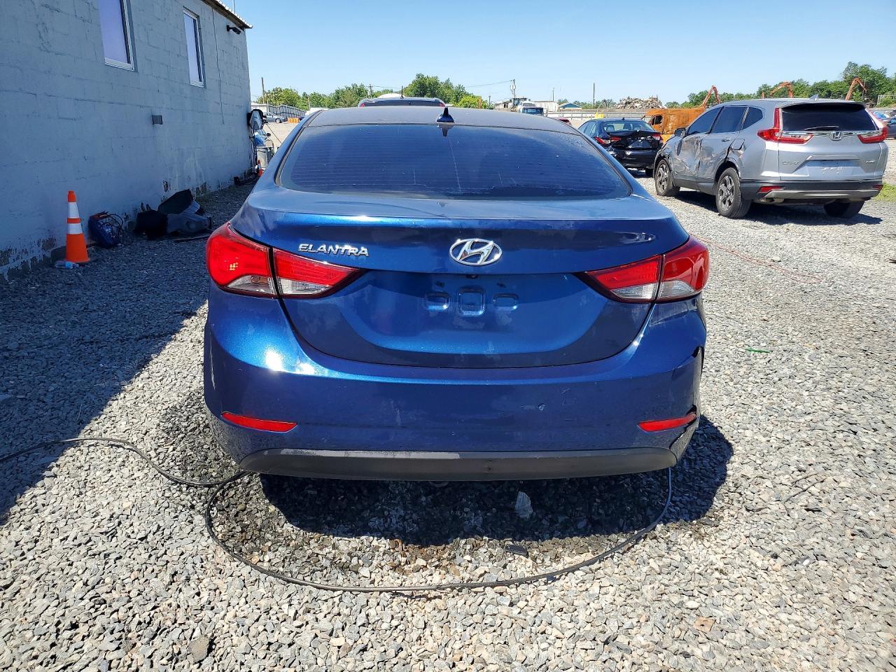 2016 Hyundai Elantra Se - Фото 6