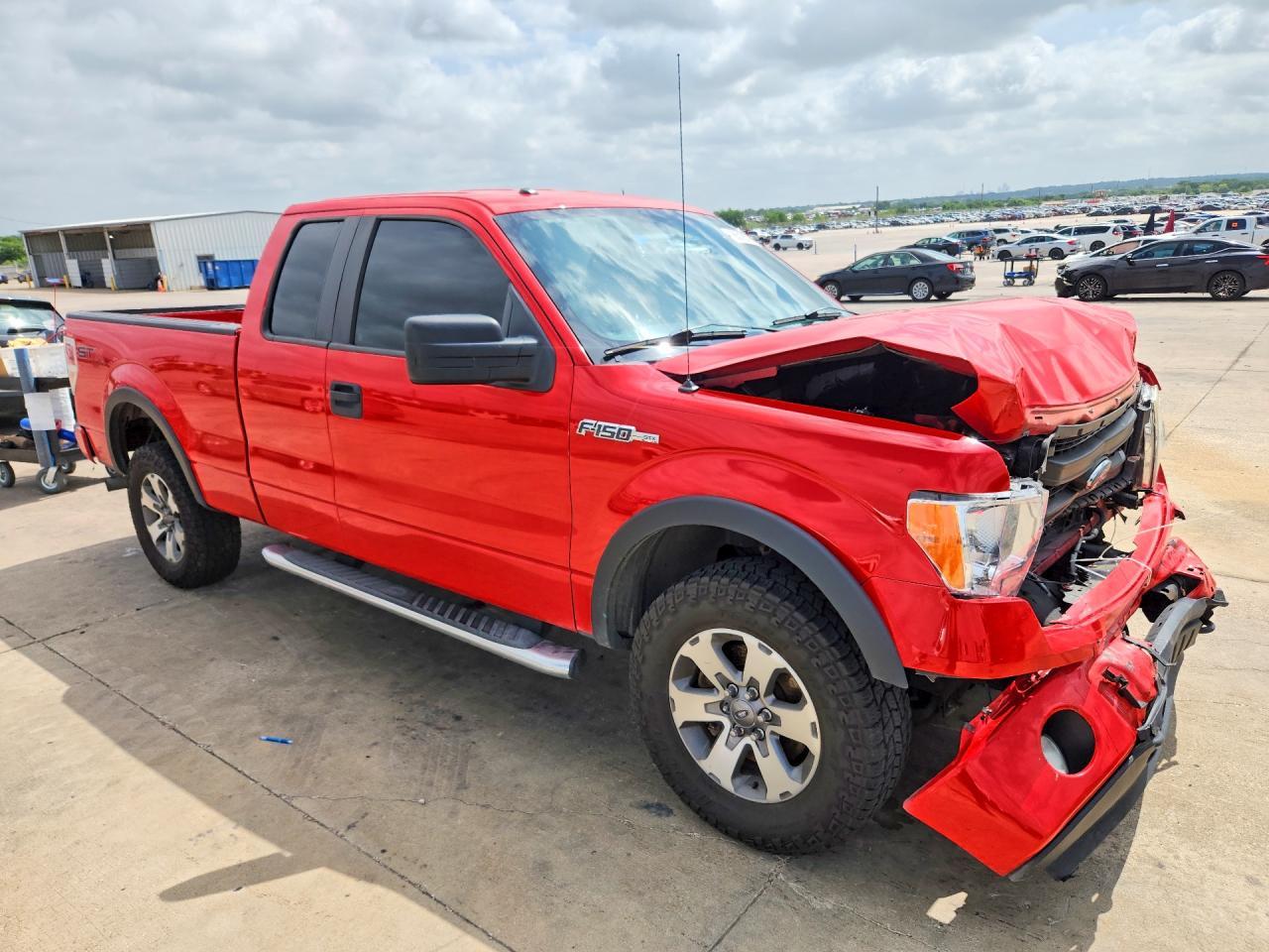 2013 Ford F150 - Фото 4