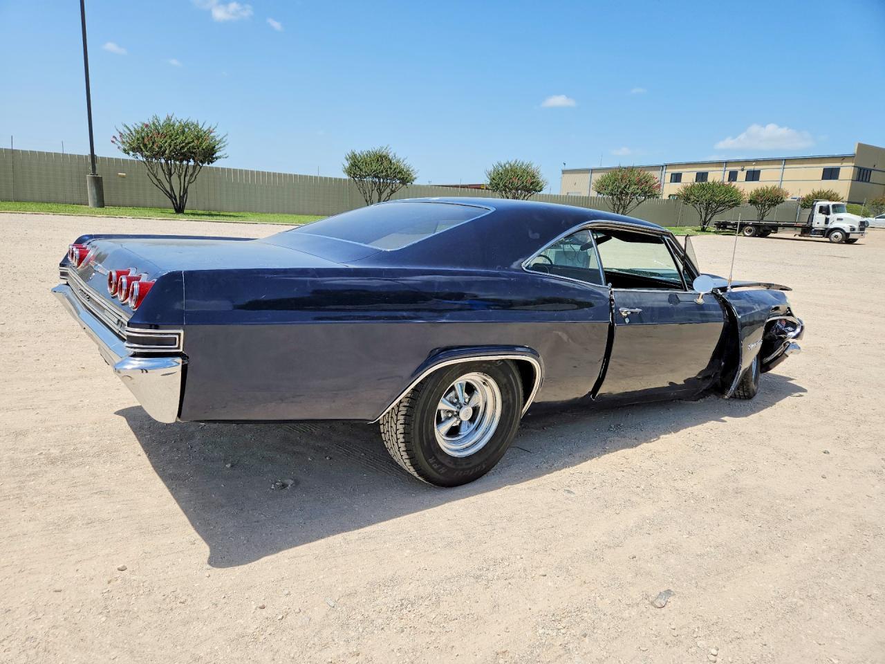 1965 Chevrolet Impala Ss - Image 3