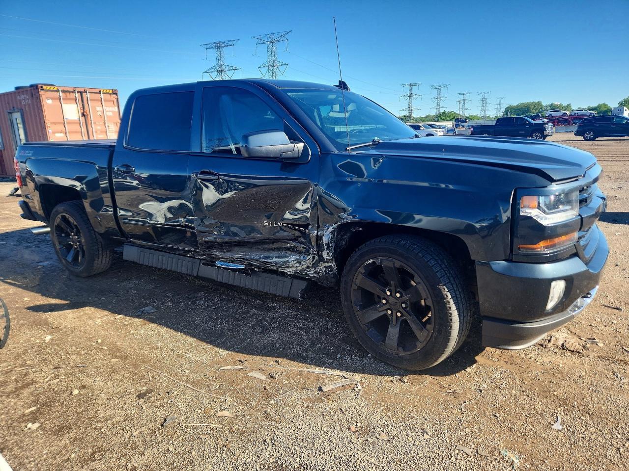 2017 Chevrolet Silverado K1500 Lt - Image 4