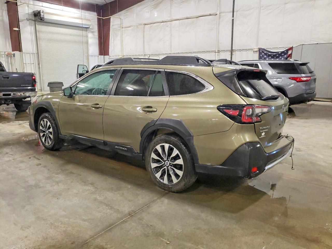 2023 Subaru Outback Limited - Фото 2
