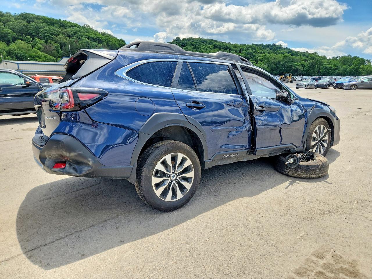 2025 Subaru Outback Limited - Фото 3
