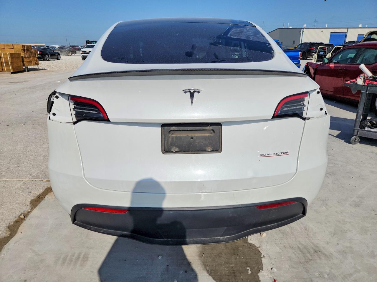 2023 Tesla Model Y - Image 6
