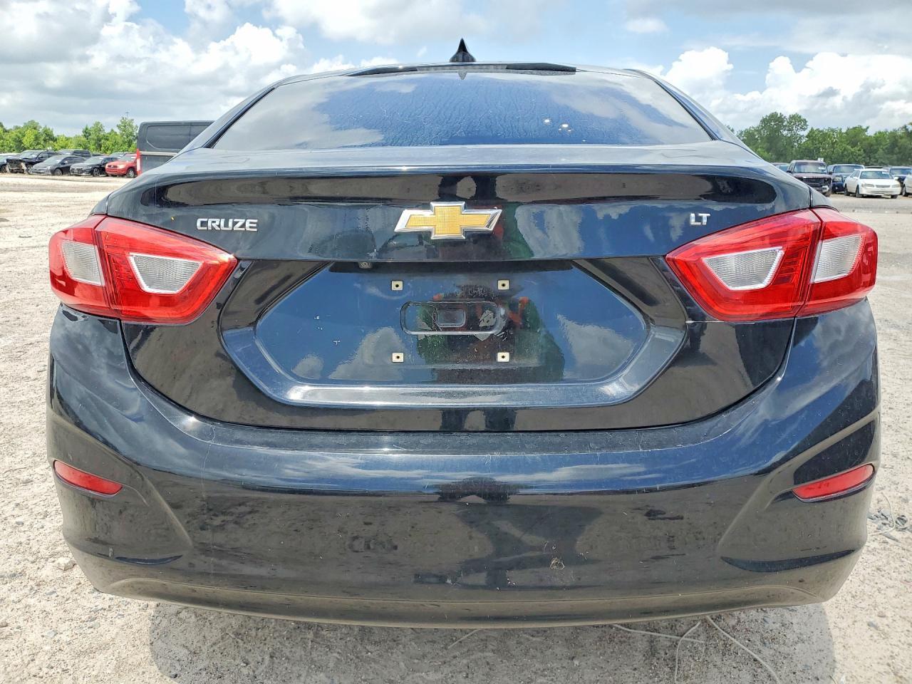2019 Chevrolet Cruze Lt - Image 6