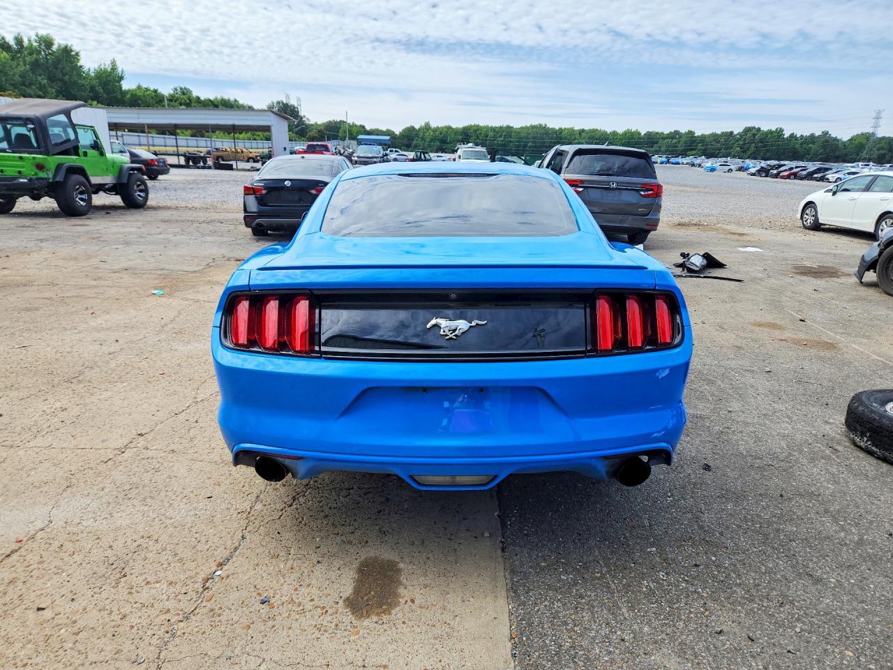 2017 Ford Mustang - Image 6